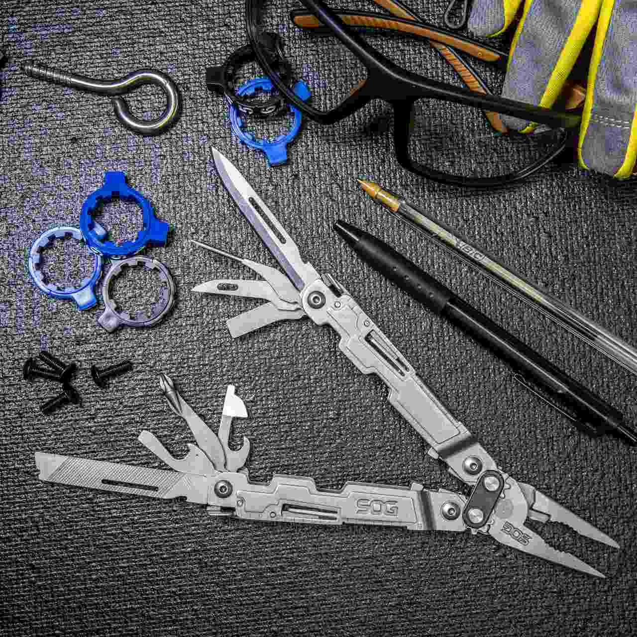 SOG PowerAccess Bead Blast Finish w/Pocket Clip